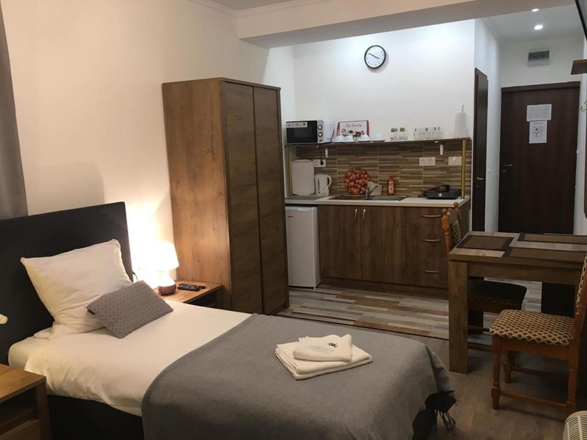 Aranykorona Apartmanház Miskolc Exterior foto