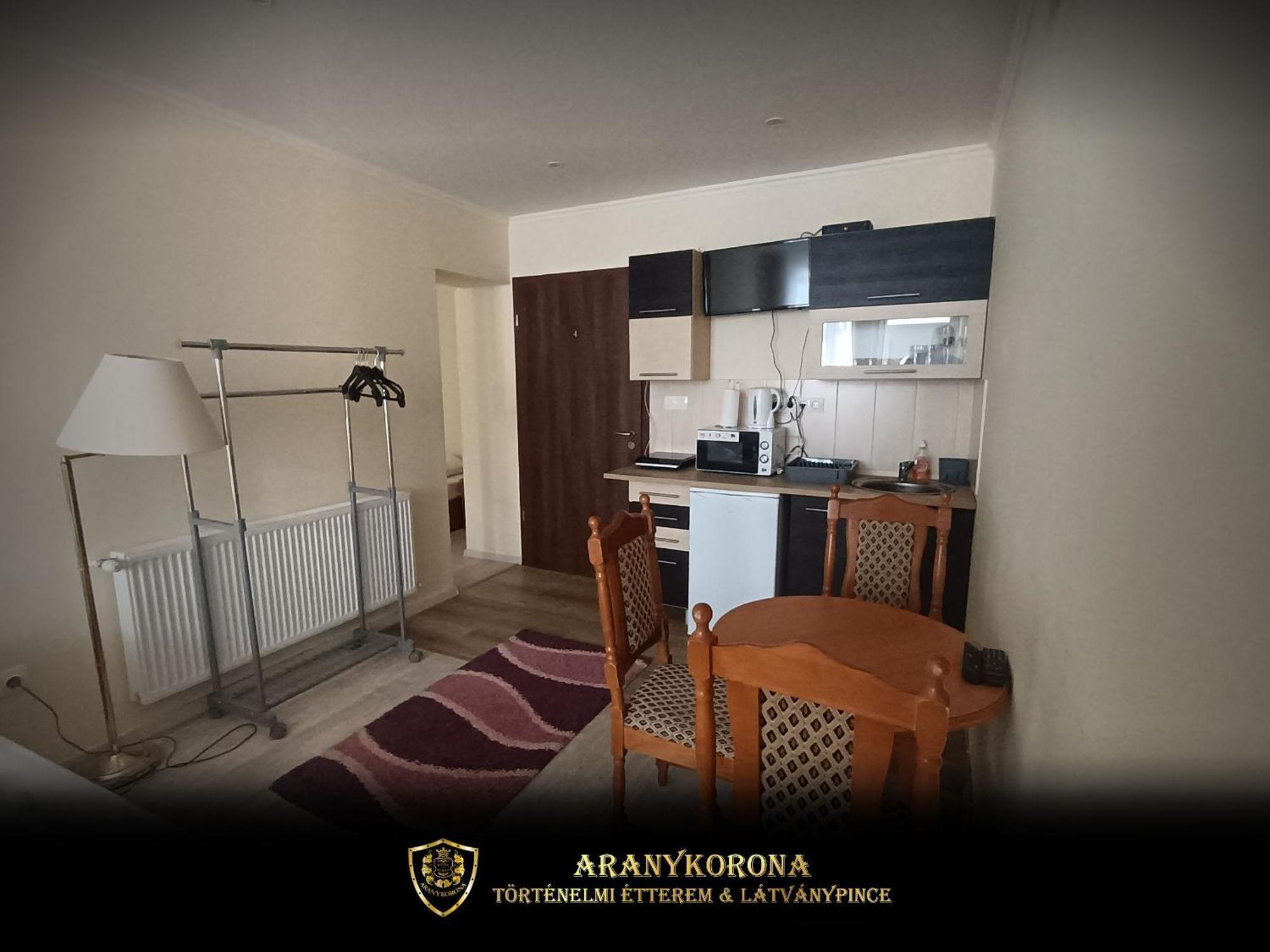 Aranykorona Apartmanház Miskolc Exterior foto