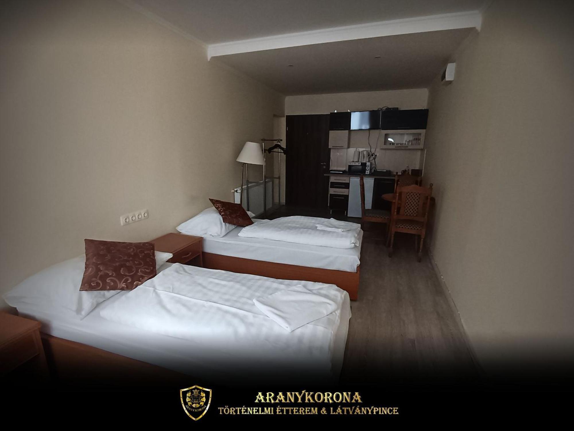 Aranykorona Apartmanház Miskolc Exterior foto