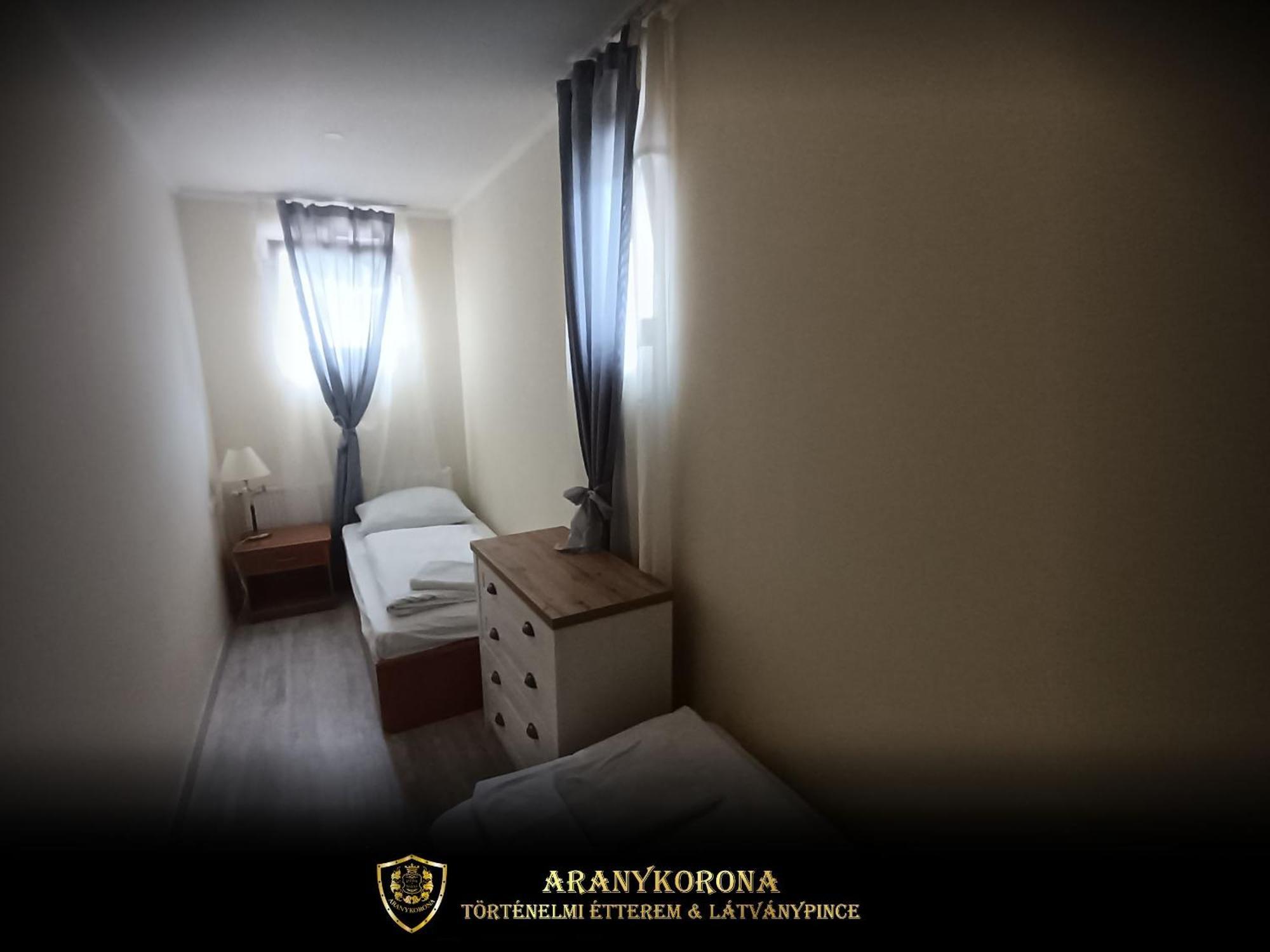 Aranykorona Apartmanház Miskolc Exterior foto